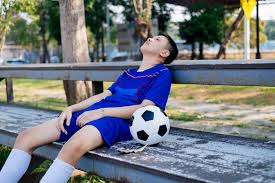 How Football Players Can Prevent Injuries: Posture, Strength, Diet and Smart Training London 